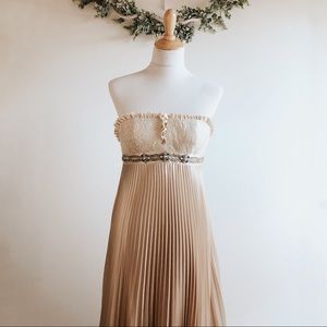 Badgley Mischka Cream Strapless Accordian Pleat Maxi Dress Size 2